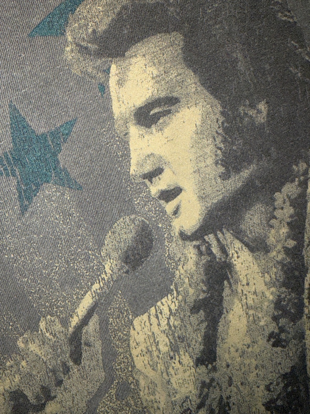 Vintage-Style Graphic Tee with Cream Portrait and Teal Stars - Picture 2 of 6